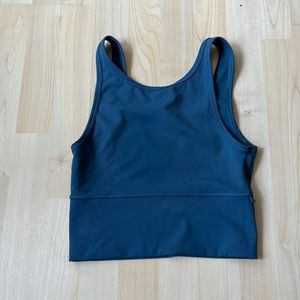 Power Pivot Tank *Everlux